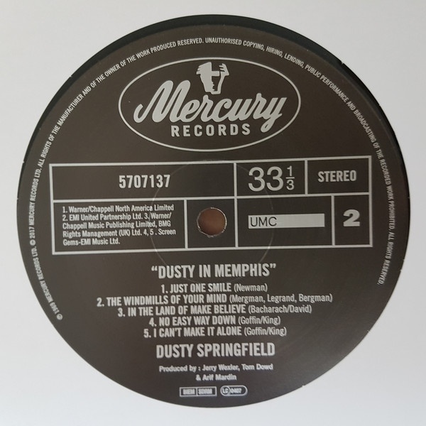 Dusty перевод. Dusty in Memphis LP. Dusty Springfield everything's coming up Dusty 1965 винил. Пыльный винил. Dusty Springfield White Hit альбом винил.