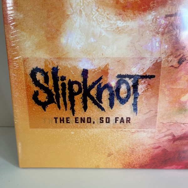Slipknot the end. Виниловые пластинки Slipknot. Slipknot the end so far винил фото.